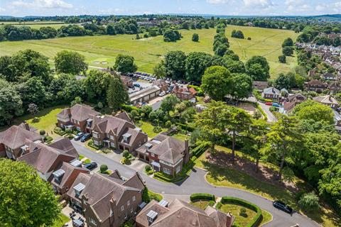 5 bedroom detached house for sale, Downs Drive, Merrow, GU1