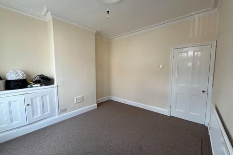 3 bedroom terraced house to rent, Oban Street, Newfoundpool LE3