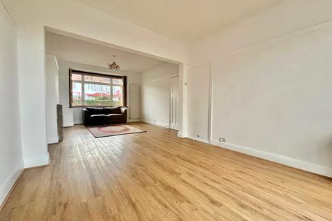 undefined, Argyle Avenue, Hounslow, TW3