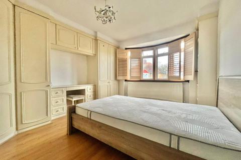 undefined, Argyle Avenue, Hounslow, TW3