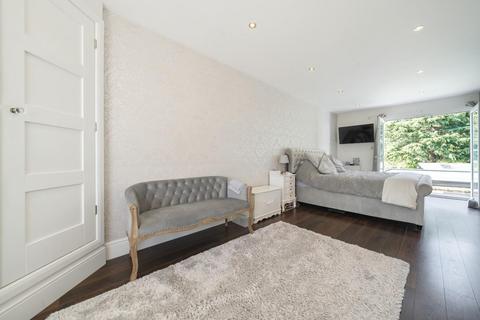 98 Riefield Road, London, SE9 2RA