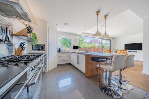1 Arthur Road, New Malden, KT3 6LX