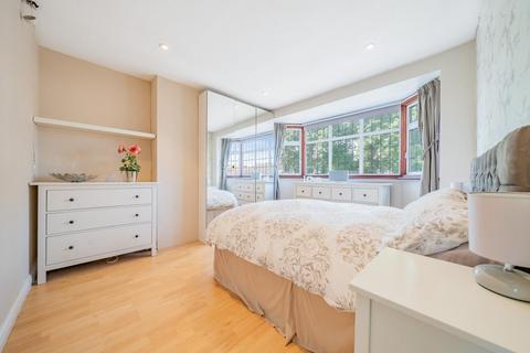 1 Arthur Road, New Malden, KT3 6LX