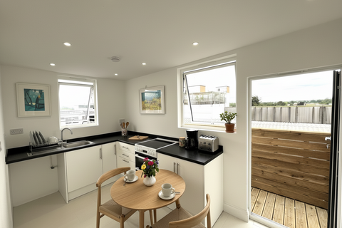 undefined, Flat 1, Brentford TW8