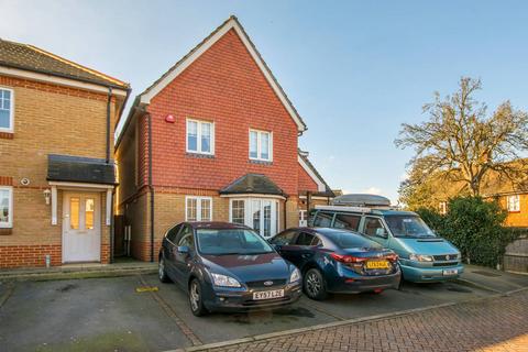 4 bedroom house for sale, Farrier Place, Sutton Common, Sutton, SM1