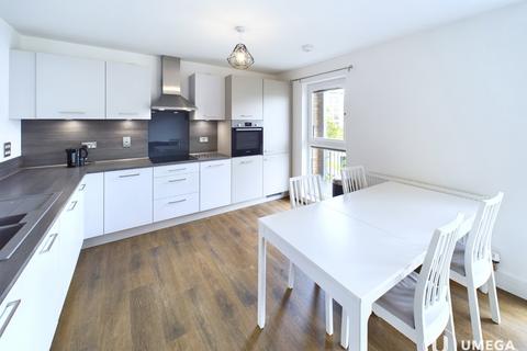 2 bedroom flat to rent, White Spruce Bow, Cammo, Edinburgh, EH4