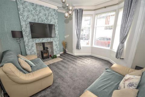 4 bedroom end of terrace house for sale, South Woodbine Street, South Shields