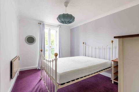 2 bedroom flat to rent, 0778L – Morrison Circus, Edinburgh, EH3 8DX