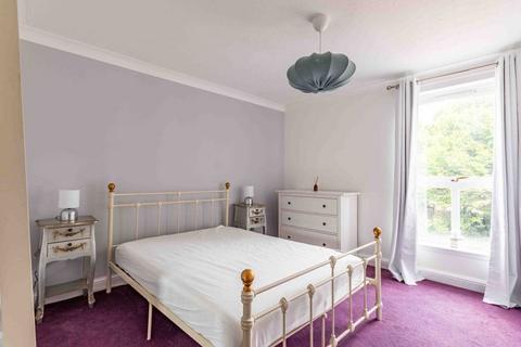 undefined, 0778L Morrison Circus, Edinburgh, EH3 8DX