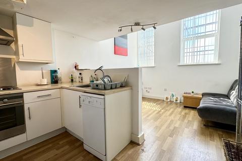 1 bedroom flat for sale, Kilvey Terrace, St. Thomas, Swansea, City And County of Swansea.