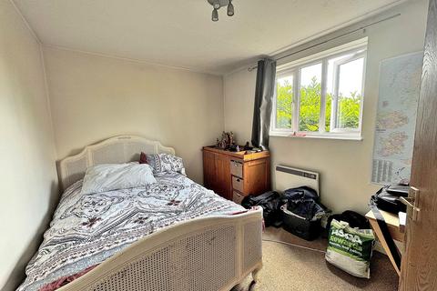 1 bedroom ground floor flat for sale, Lynmouth Crescent, Milton Keynes MK4