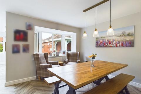 3 Delph Drive, Burscough, Ormskirk, L40 5BD
