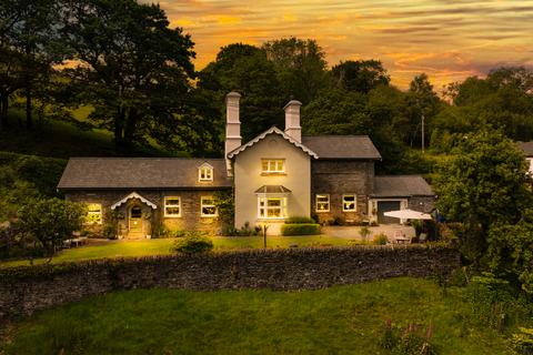 4 bedroom detached house for sale, Hafod Lodge, Cwmystwyth