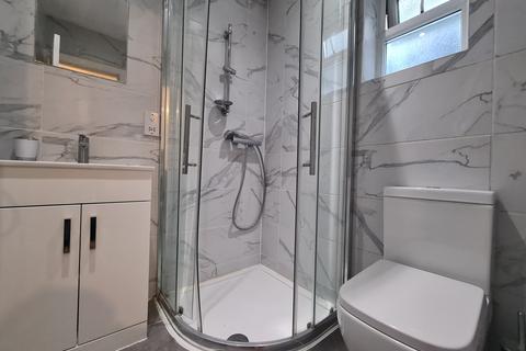undefined, Golders Green Road, Golders Green, London, NW11