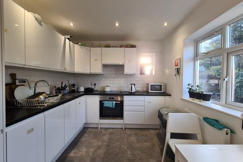 undefined, Golders Green Road, Golders Green, London, NW11