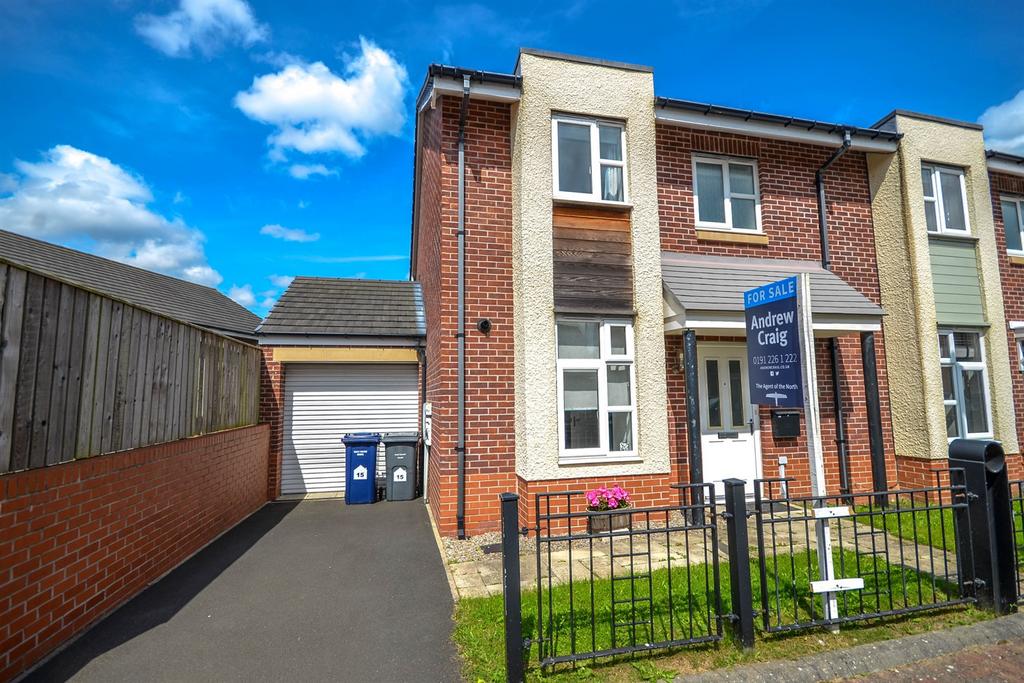 Ryedale Way, South Shields 3 bed semidetached house for sale £210,000