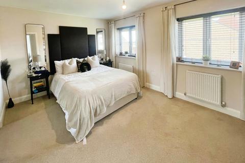 28 Gatcombe Way, Priorslee, Telford, TF2 9GZ