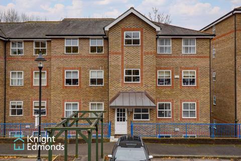 River Bank Close, Maidstone, ME15