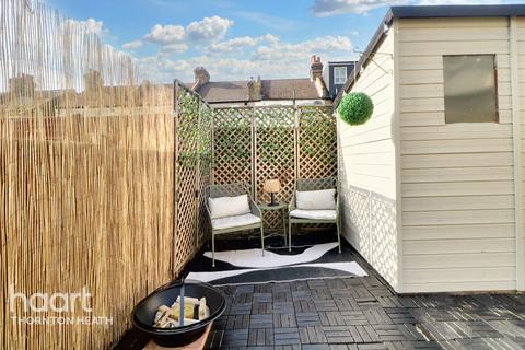 20 Stratford Road, Thornton Heath, CR7 7QH