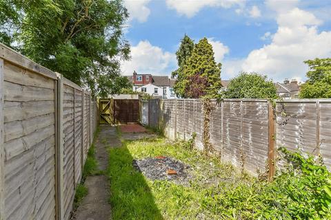 2 bedroom end of terrace house for sale, Canterbury Street, Gillingham, Kent