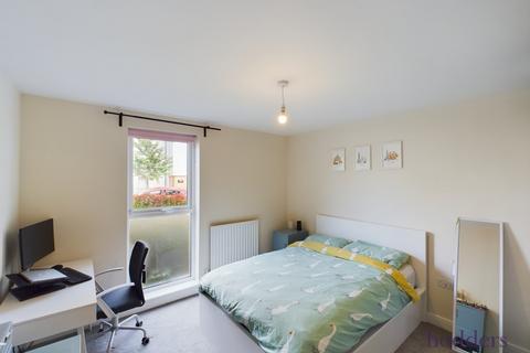 1 bedroom apartment for sale, Augustine Apartments, Hawker Drive, Addlestone, Surrey, KT15