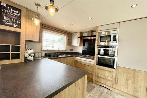 2 bedroom lodge for sale, Tattershall Lakes Country Park A.B.I Westwood, Tattershall LN4