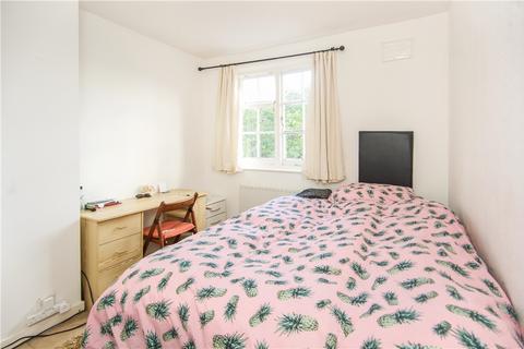 3 bedroom terraced house for sale, EDGWARE, Middlesex HA8