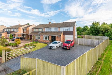 4 bedroom semi-detached house for sale, St. Mary's Way, Yate, Bristol, BS37