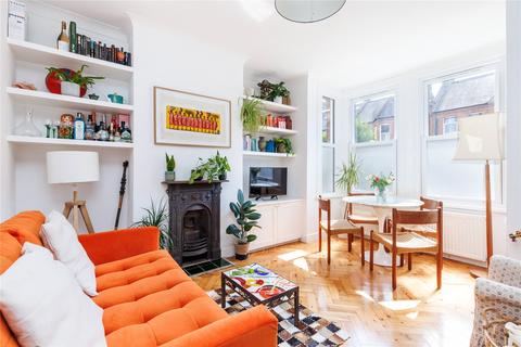 2 bedroom flat for sale, Blyth Road, Walthamstow, London, E17