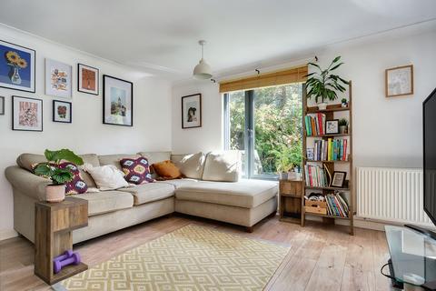 93b/2 Albert Street, Edinburgh, EH7 5LY