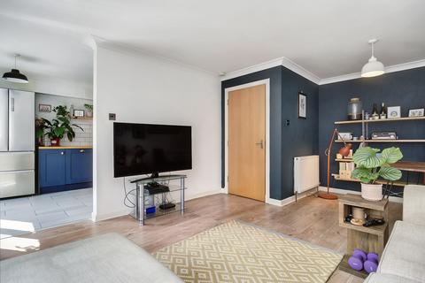 93b/2 Albert Street, Edinburgh, EH7 5LY