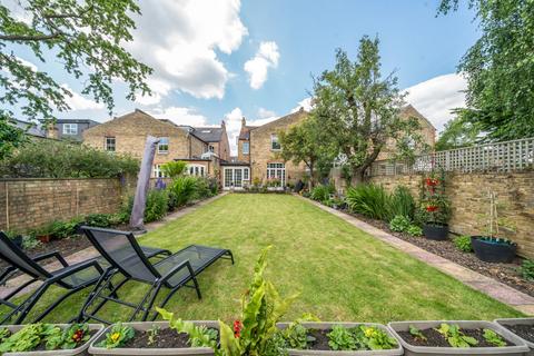 5 bedroom semi-detached house for sale, Colebrooke Avenue, Ealing, London