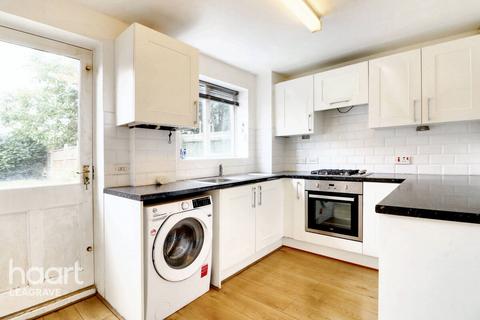 56 Simpson Close, Leagrave, Luton, LU4 9TP