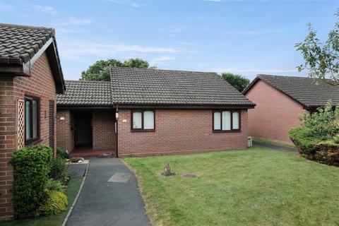 2 bedroom detached bungalow for sale, Stonehouse Close, Headless Cross, Redditch B97 4LF