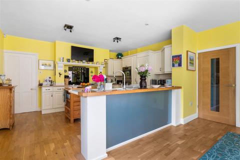 4 bedroom detached house for sale, Beech Avenue, Worcester