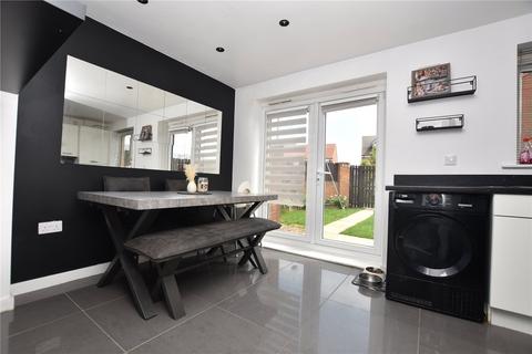 3 bedroom semi-detached house for sale, Leyburn Drive, Morley, Leeds, West Yorkshire