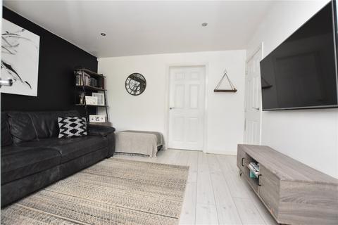 3 bedroom semi-detached house for sale, Leyburn Drive, Morley, Leeds, West Yorkshire