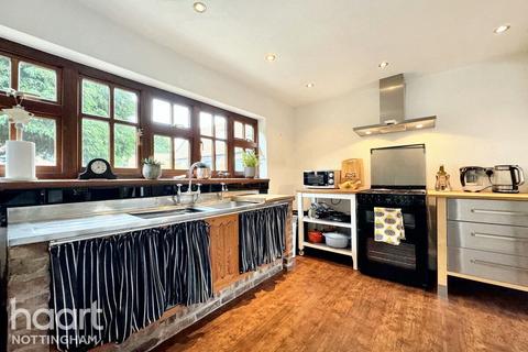 18a Gregory Street, Nottingham, NG7 2LR