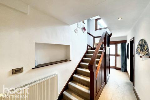 18a Gregory Street, Nottingham, NG7 2LR