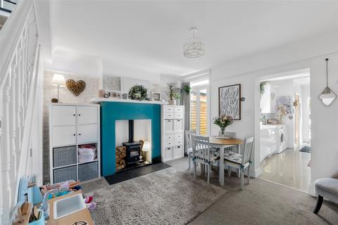 3 bedroom terraced house for sale, Salisbury Road, Godstone, Surrey, RH9