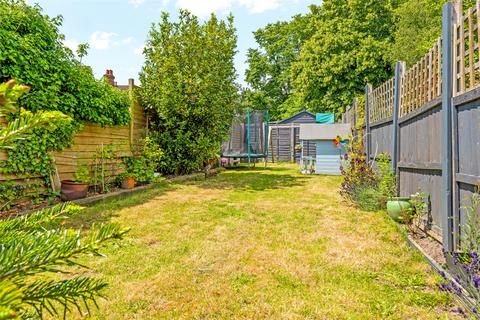 3 bedroom terraced house for sale, Salisbury Road, Godstone, Surrey, RH9