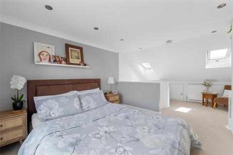 45 Salisbury Road, Godstone, RH9 8AA