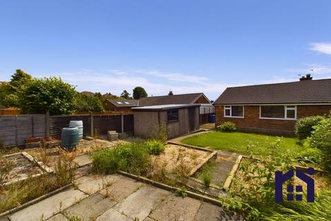 2 bedroom semi-detached bungalow for sale, Ravenhill Drive, Chorley, PR7 1RP