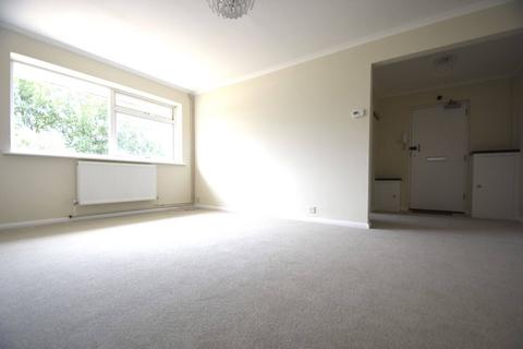 2 bedroom flat to rent, Sandown Road, Sandown PO36