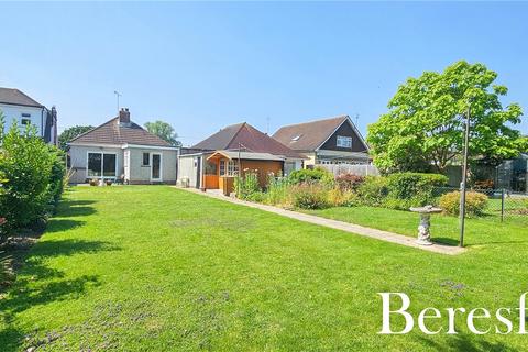 80 Harrow Crescent, Romford, RM3 7AJ
