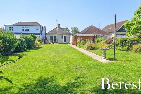 80 Harrow Crescent, Romford, RM3 7AJ