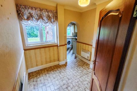 3 bedroom semi-detached house for sale, 6 Wrens Avenue, Tipton