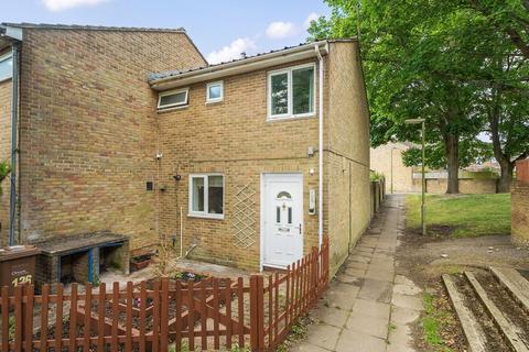 3 bedroom end of terrace house for sale, Camelot Close, Andover, SP10