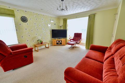 5 bedroom detached house for sale, The Heathers Evesham WR11 2PE