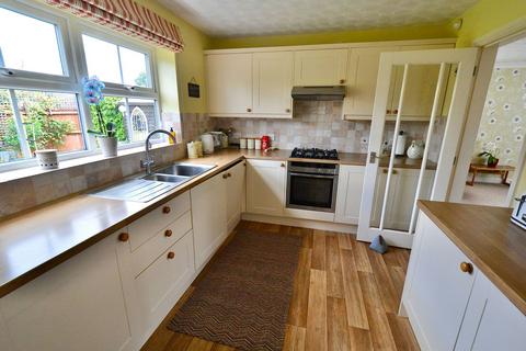 5 bedroom detached house for sale, The Heathers Evesham WR11 2PE